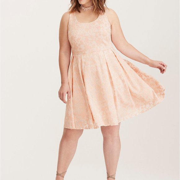 torrid Dresses & Skirts - Torrid textured floral print skater dress SZ18